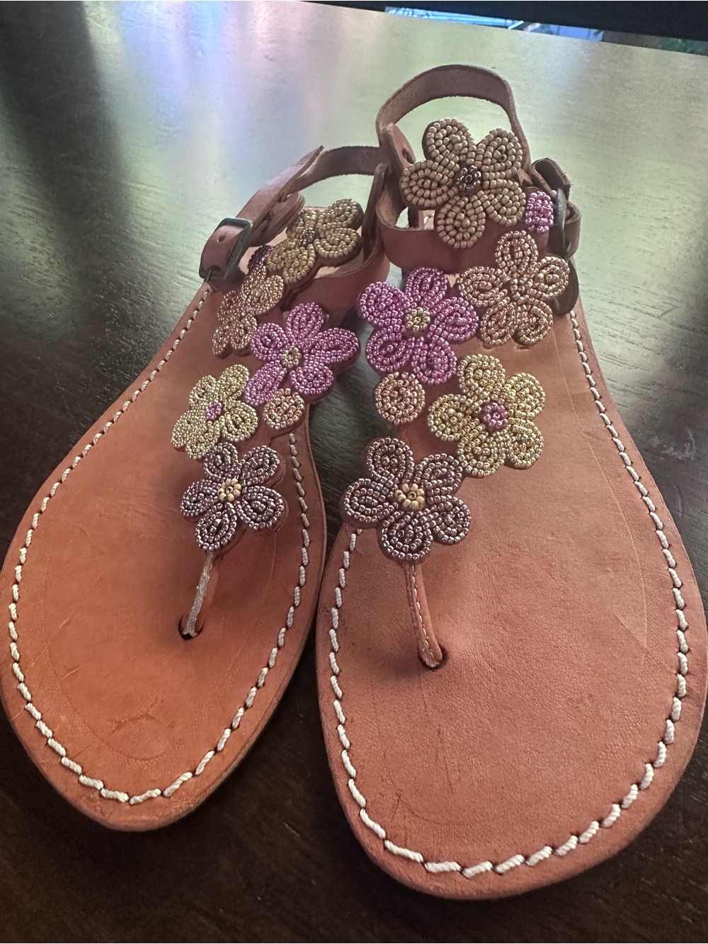 Free People Laidback London Brown Leather Floral Beaded T Strap Sandals 38 7 NWT - Picture 2 of 5